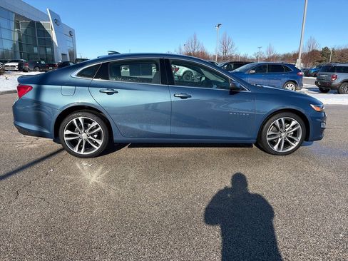 Used 2025 Chevrolet Malibu LT image 8