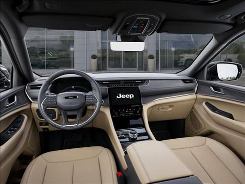 New 2025 Jeep Grand Cherokee L Limited w/ Luxury Tech Group II image 14