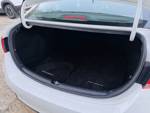 Used 2019 Hyundai Accent SEL image 12