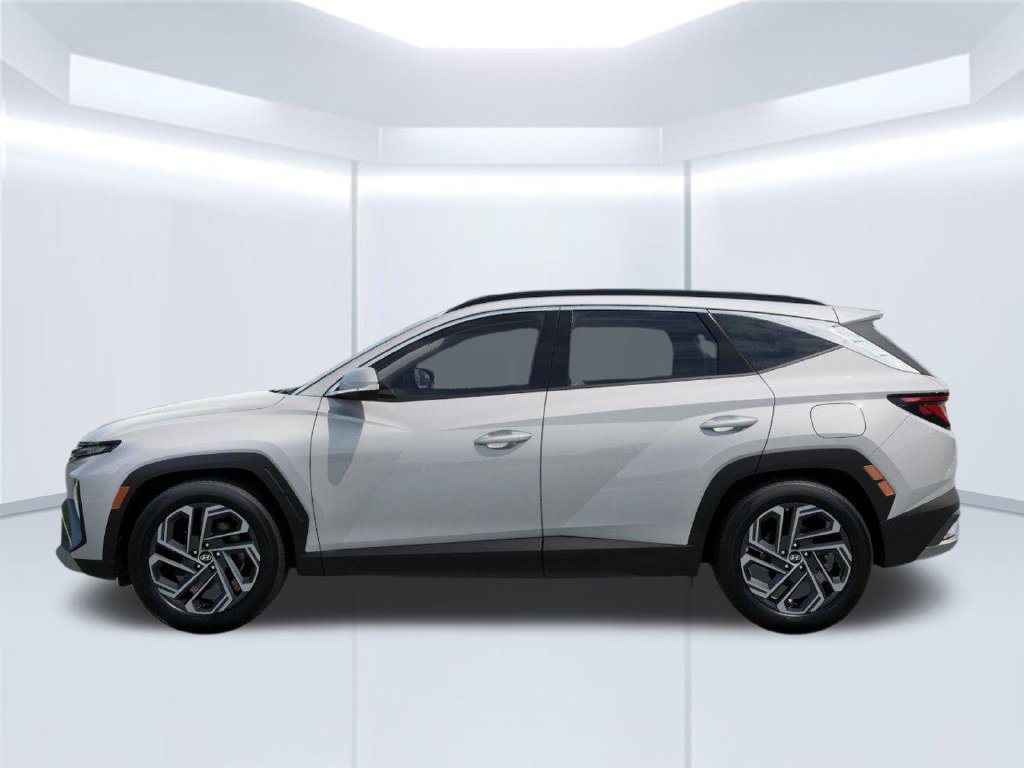 New 2026 Hyundai Tucson SEL Plus FWD image 3