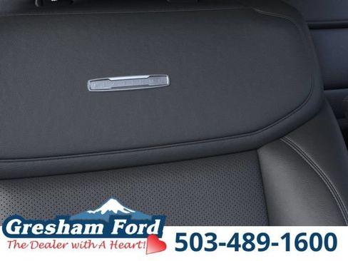 New 2026 Ford Expedition Platinum w/ Stealth Appearance Package AWD/4WD image 18