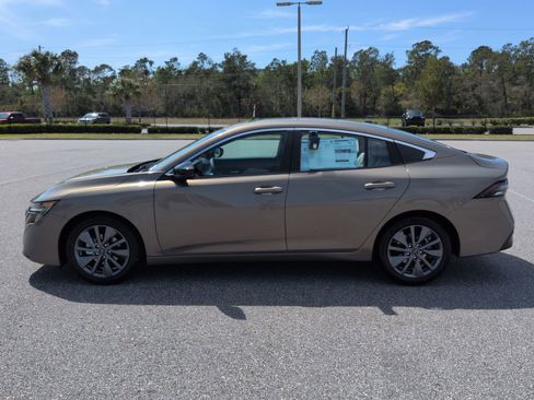 New 2026 Nissan Sentra SL FWD image 8