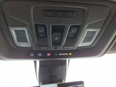 Used 2021 GMC Sierra 1500 Denali w/ Denali Ultimate Package image 25