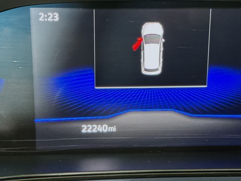 Used 2022 Volkswagen Taos SE FWD image 19