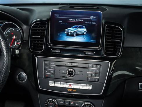 Used 2018 Mercedes-Benz GLE 350 image 29