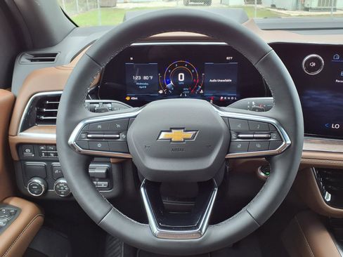 New 2026 Chevrolet Suburban High Country RWD image 20
