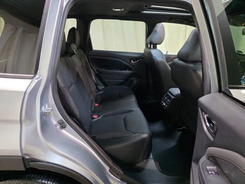 Used 2025 Subaru Forester Touring image 30