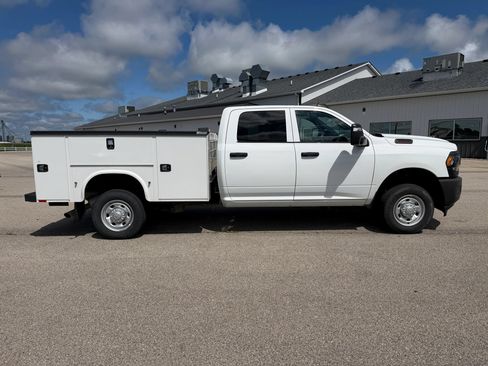 Used 2024 RAM 2500 Tradesman AWD/4WD image 7