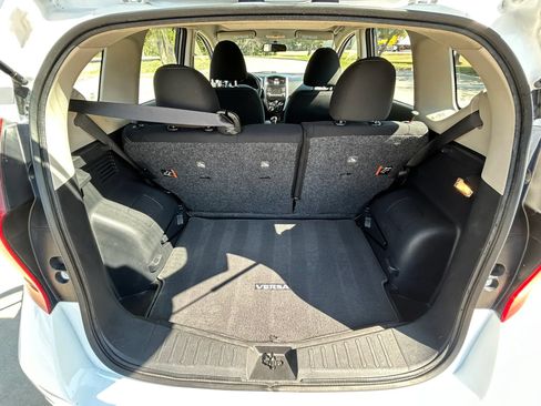 Used 2018 Nissan Versa Note SV FWD image 11