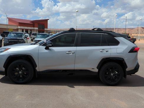 Used 2023 Toyota RAV4 XSE AWD/4WD image 6