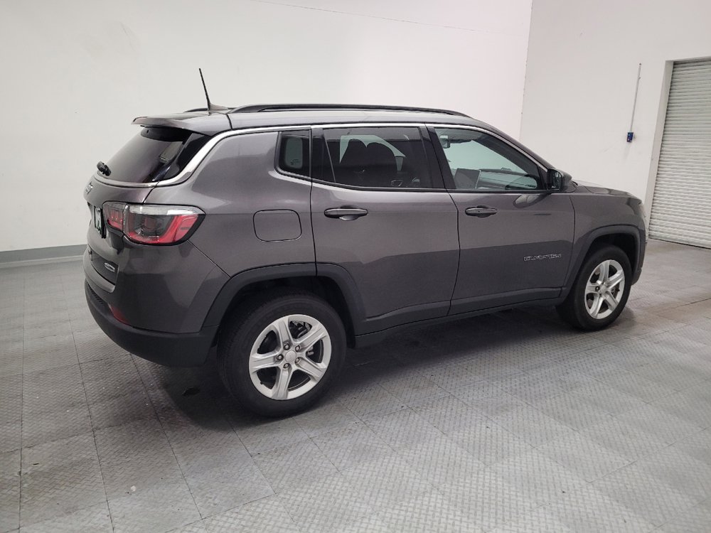 Used 2023 Jeep Compass Latitude AWD/4WD image 10