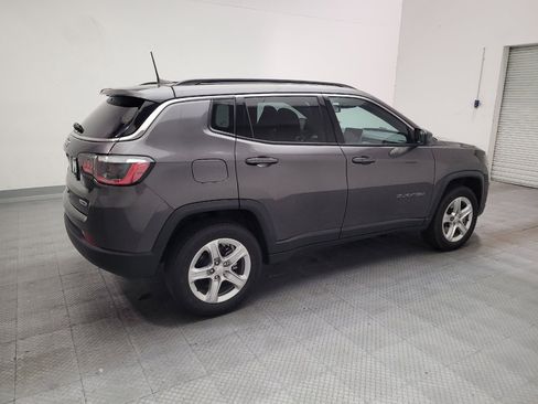 Used 2023 Jeep Compass Latitude AWD/4WD image 10