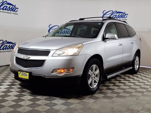 Used 2012 Chevrolet Traverse LT w/ LPO, 'HIT The Road' Package image 5