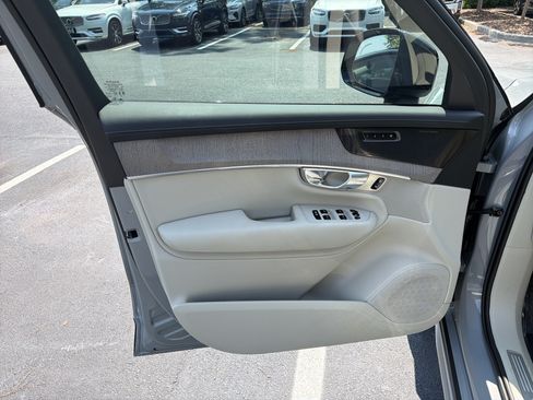 Certified 2026 Volvo XC90 B6 Ultra w/ Protection Package Premier AWD/4WD image 14