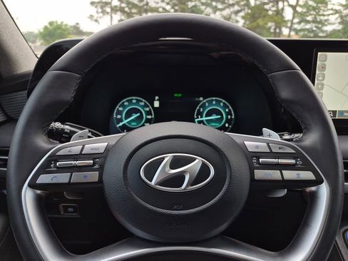 Used 2023 Hyundai Palisade Limited FWD image 19