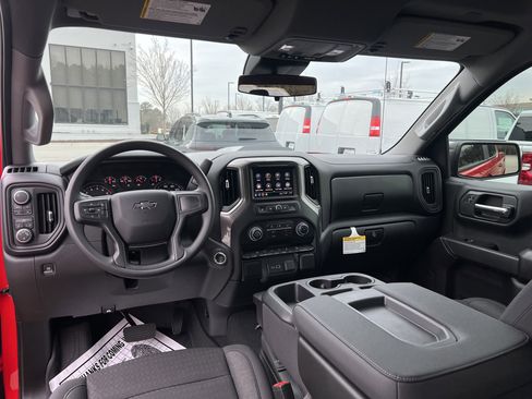 Used 2026 Chevrolet Silverado 1500 Custom Trail Boss w/ LPO, Dark Essentials Package image 32