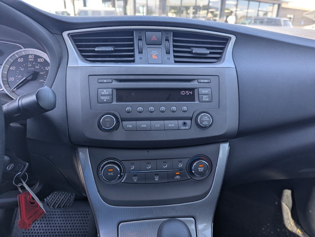Used 2014 Nissan Sentra SR FWD image 18