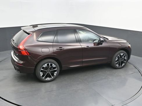 New 2026 Volvo XC60 B5 Plus AWD/4WD image 28