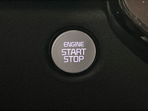 Used 2026 Kia Carnival SX Prestige FWD image 38