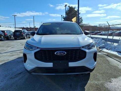 Certified 2025 Ford Escape Active image 2