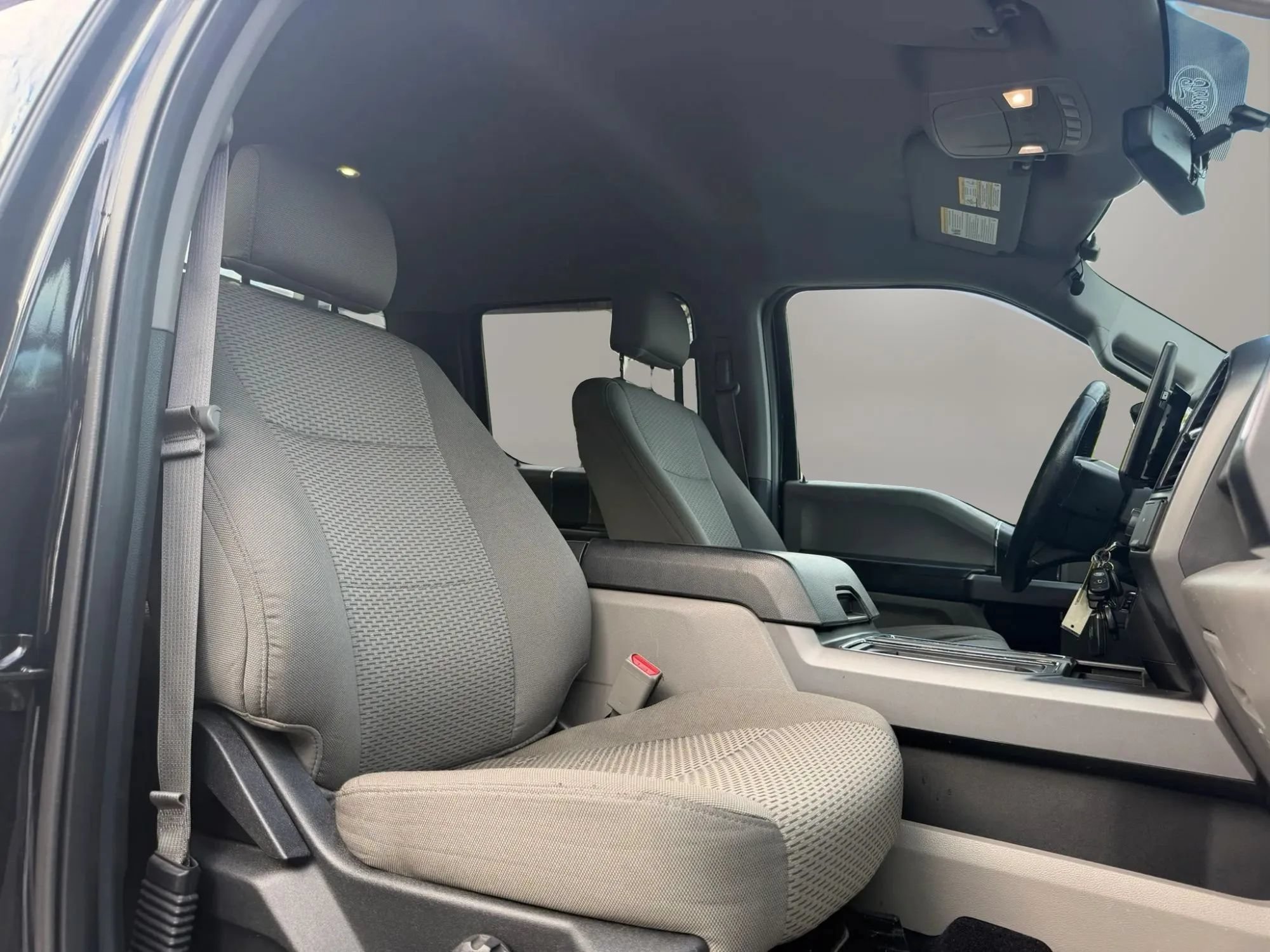 Used 2015 Ford F150 XLT w/ Equipment Group 301A Mid AWD/4WD image 12