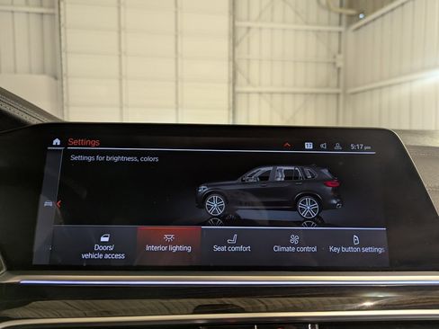 Used 2021 BMW X5 xDrive40i w/ M Sport Package image 33