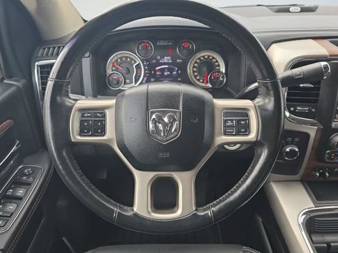Used 2017 RAM 2500 Laramie AWD/4WD image 10