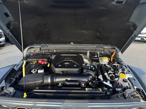 Used 2024 Jeep Wrangler Unlimited Rubicon 4xe image 93