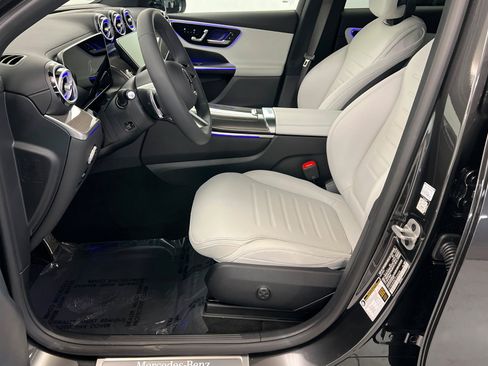 New 2026 Mercedes-Benz GLC 300 GLC 300 image 17