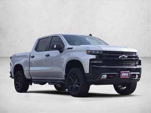 Used 2022 Chevrolet Silverado 1500 LT Trail Boss w/ Convenience Package II AWD/4WD image 3
