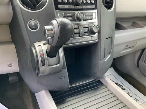 Used 2015 Honda Pilot EX image 33