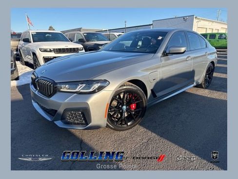 Used 2023 BMW 530e xDrive w/ Premium Package AWD/4WD image 1