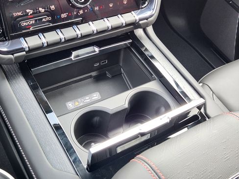 New 2026 GMC Yukon XL AT4 Ultimate image 15