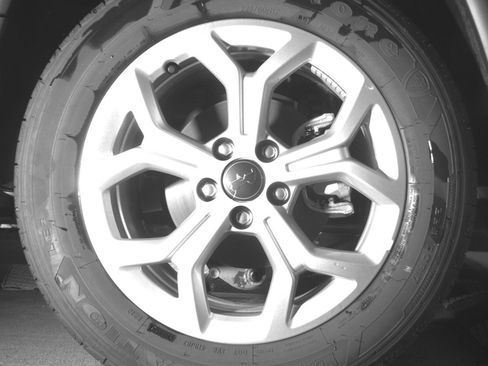 Used 2025 Jeep Compass Latitude image 15