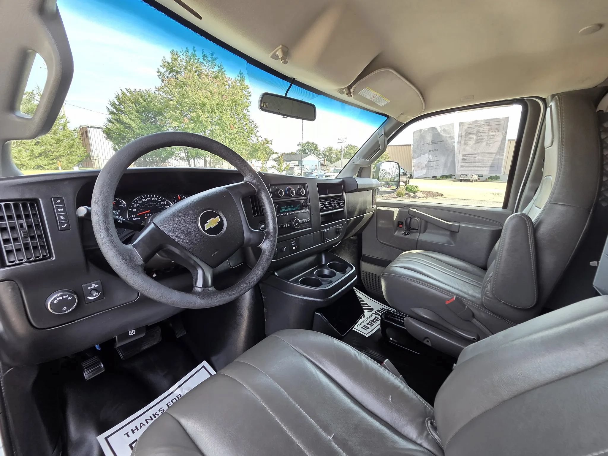 Used 2016 Chevrolet Express 3500 RWD image 10