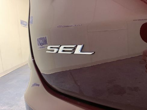 Certified 2022 Ford Edge SEL w/ Convenience Package image 18