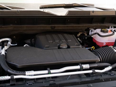 New 2025 Chevrolet Silverado 1500 LT image 37