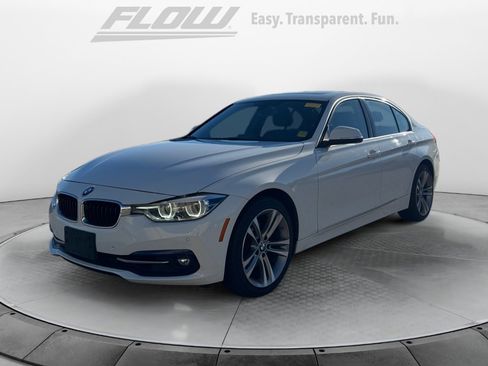 Used 2017 BMW 330i xDrive Sedan image 3