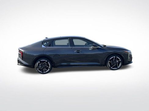 New 2025 Kia K4 GT-Line image 6
