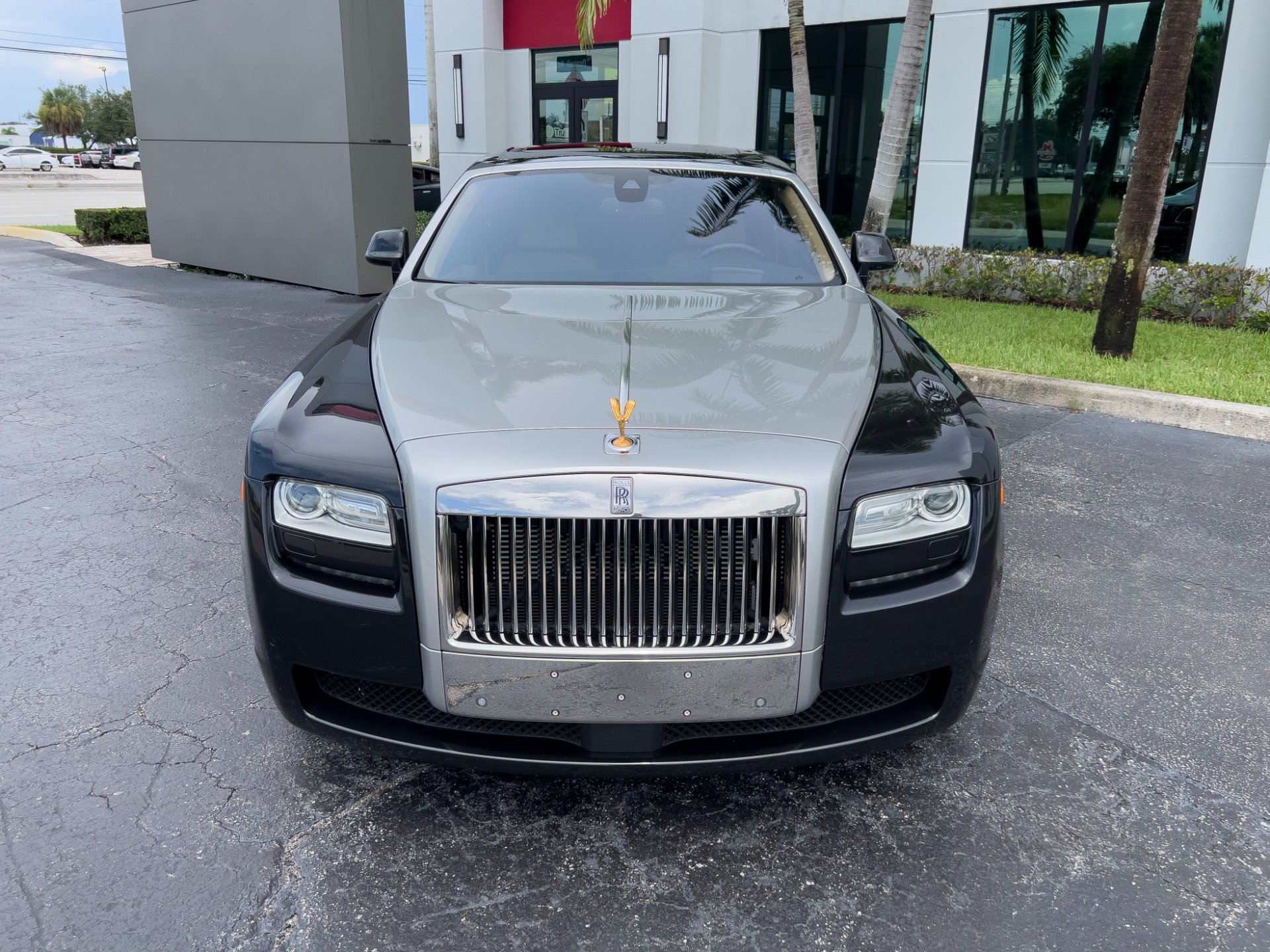 Used 2013 Rolls-Royce Ghost RWD image 16