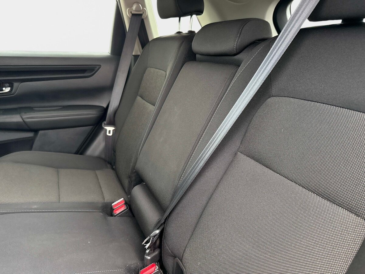 Used 2025 Honda CR-V LX image 12