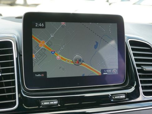 Used 2018 Mercedes-Benz GLE 350 image 16