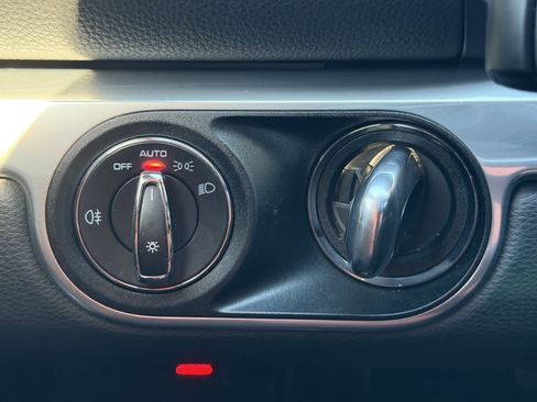 Certified 2019 Porsche 718 Cayman S RWD image 25