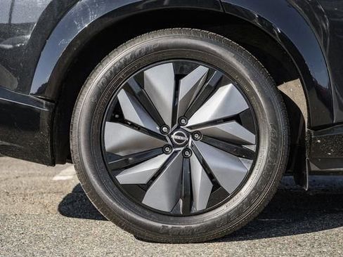 Used 2023 Nissan Ariya AWD image 19