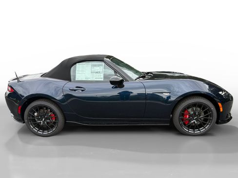 New 2026 MAZDA MX-5 Miata Club w/ Brembo/BBS Recaro Package RWD image 6