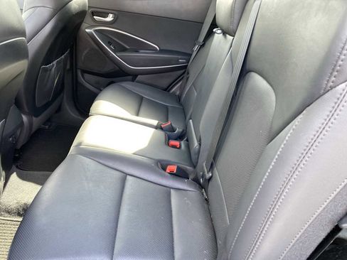 Used 2017 Hyundai Santa Fe Sport 2.0T image 28