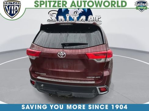 Certified 2019 Toyota Highlander Limited Platinum image 7