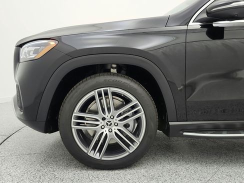 New 2026 Mercedes-Benz GLS 450 4MATIC image 13