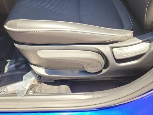 Certified 2023 Hyundai Venue Limited FWD image 13
