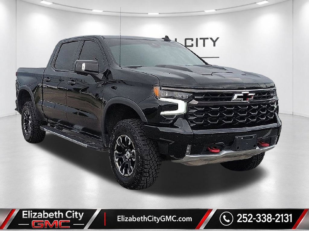 Used 2024 Chevrolet Silverado 1500 ZR2 w/ Technology Package AWD/4WD image 3